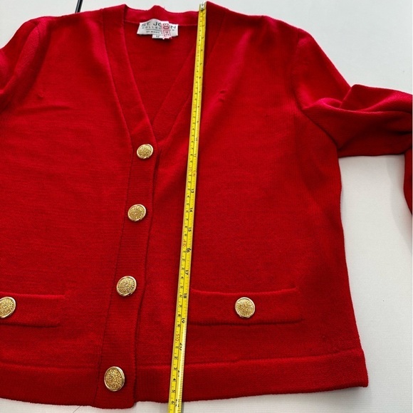 ST. JOHN Red VNeck Sweater, with Gold Button Front. Size 12. Flaws - Picture 7 of 9